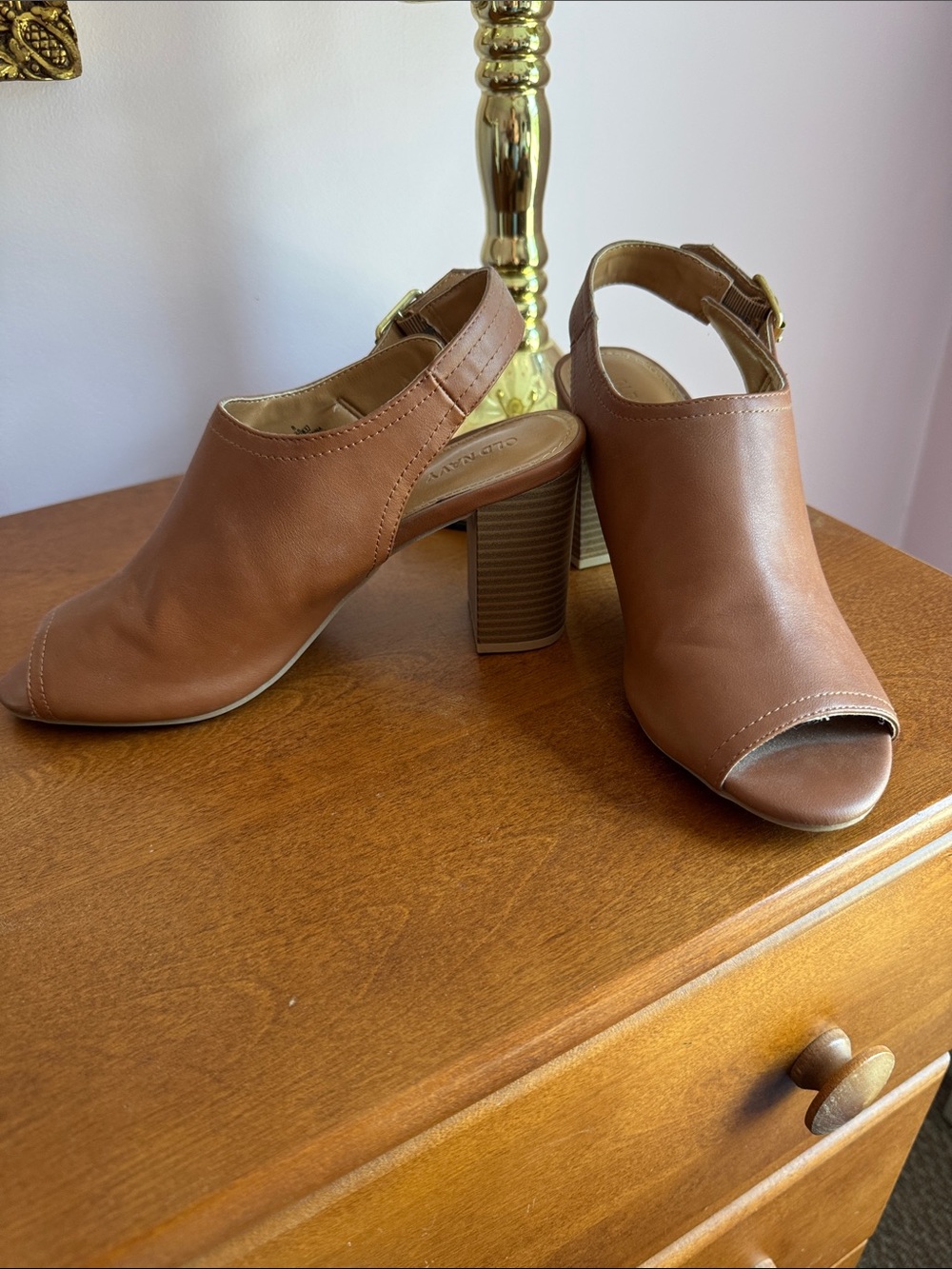 Old Navy Tan Open-Toe Slingback Block Heels size 8